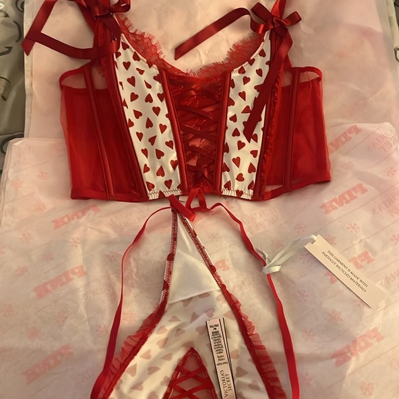 Victoria’s Secret red and white heart corset top and matching panty nwt size m - Picture 5 of 10